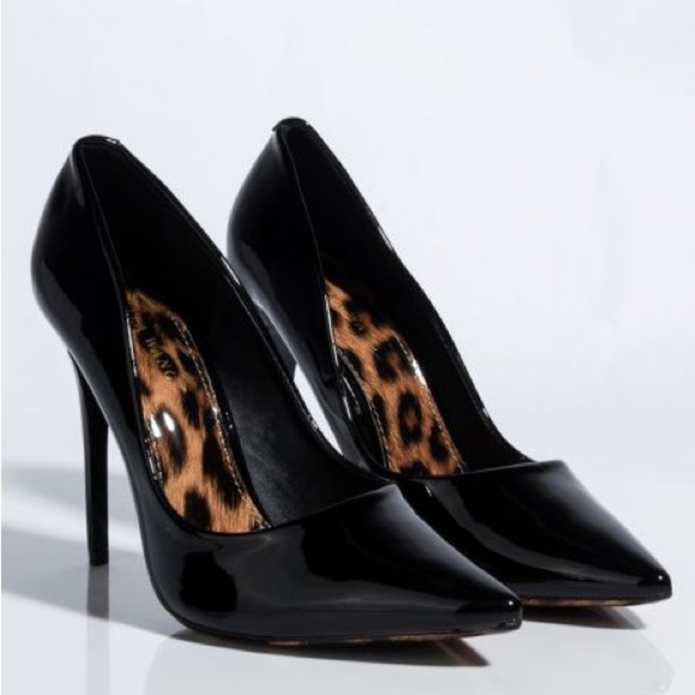 Azalea Wang Black Patent Leather High Heel Pumps - Picture 5 of 5